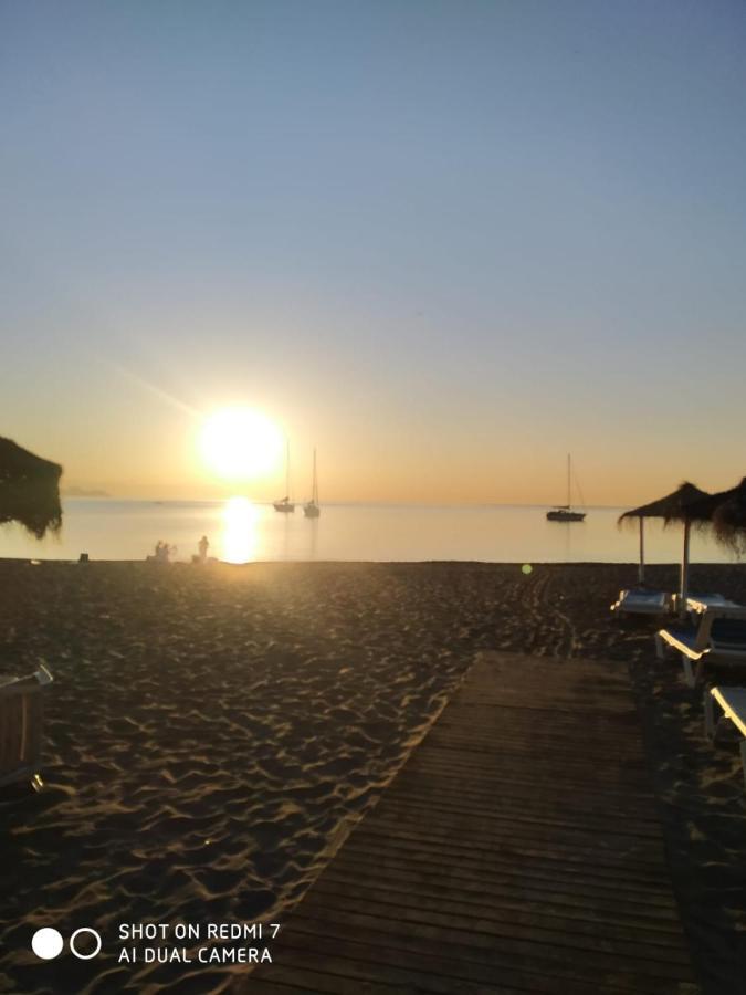 Beach And Sun - Paseo Maritimo -Playa 푸엔히롤라 외부 사진